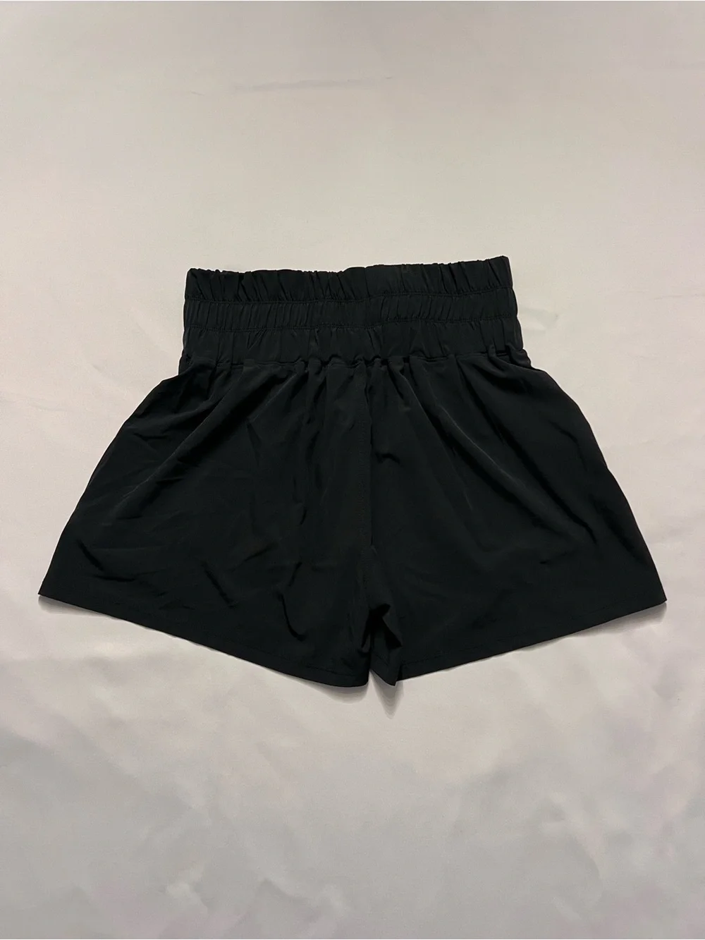 Glowmode Black High-Waist Athletic Shorts with Ruched Waistband 2 pockets Size M